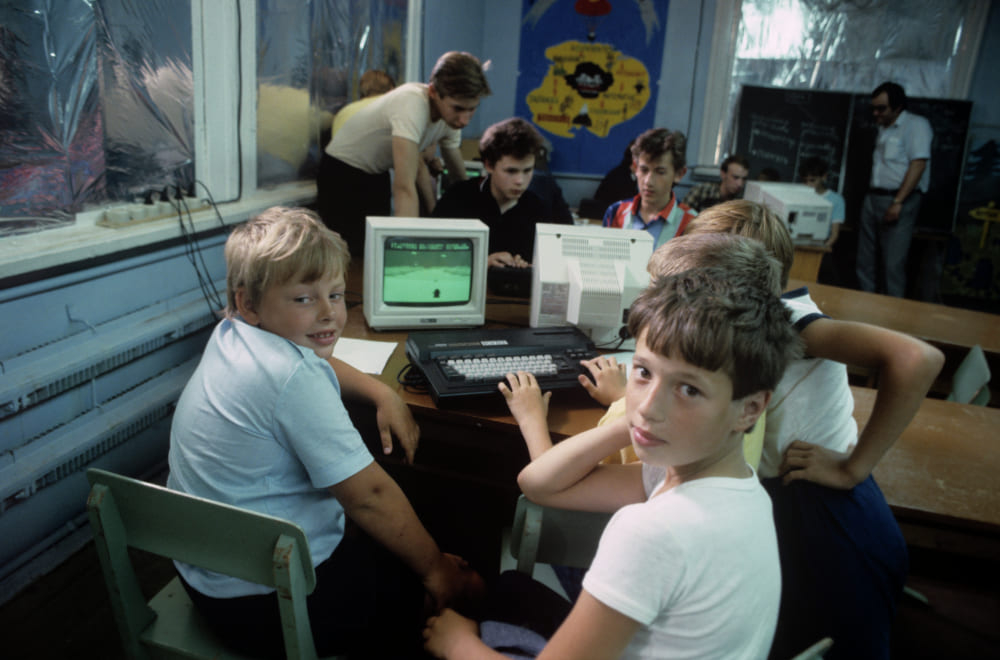 Компьютерный клуб в 90-е