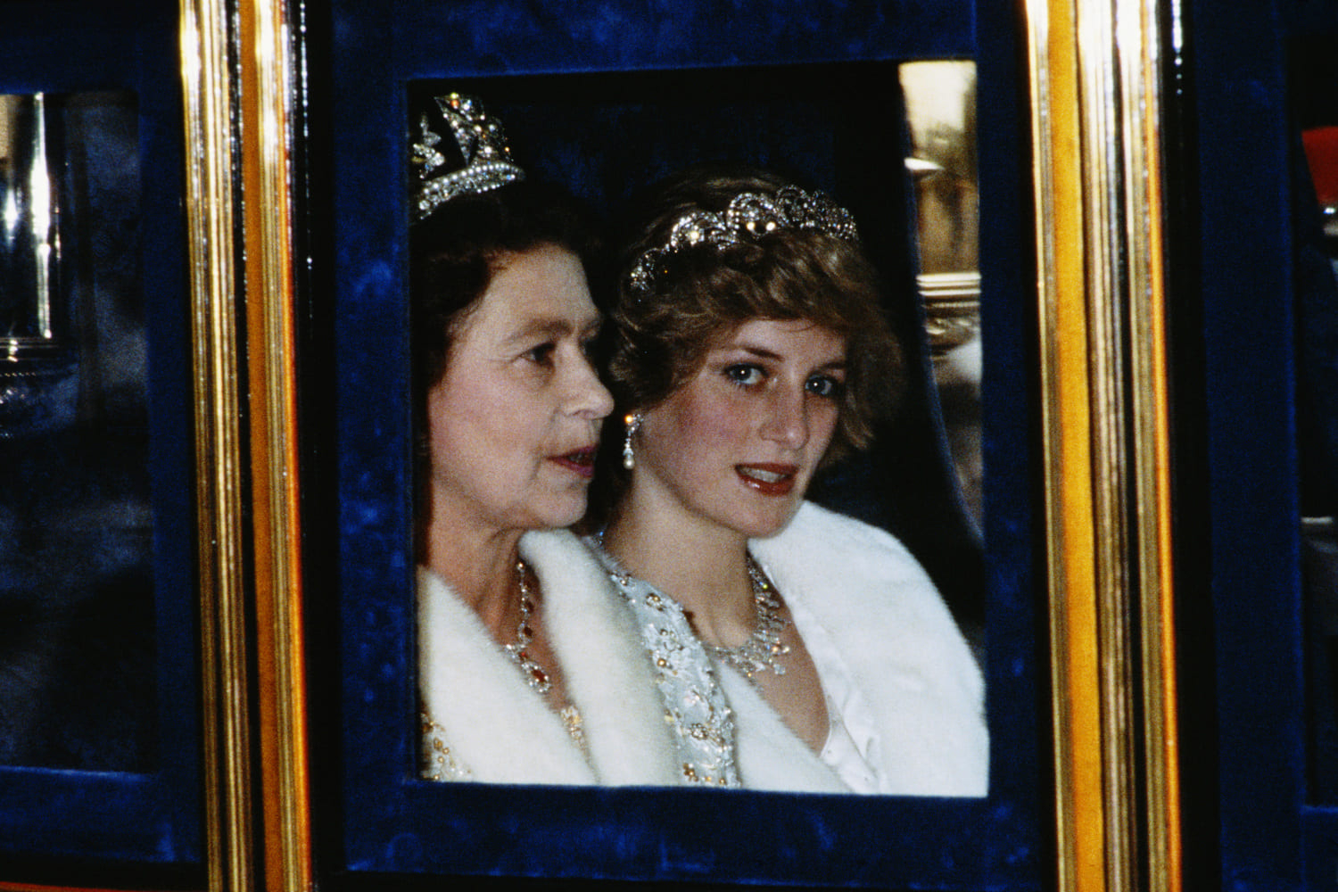 Принцесса Уэльская и королева Елизавета 2