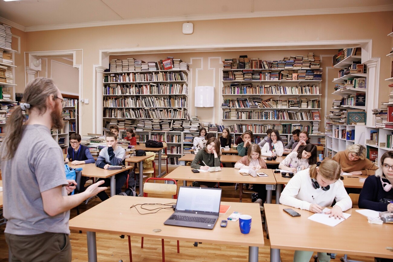 Система очистки воздуха компании Тион в московской школе