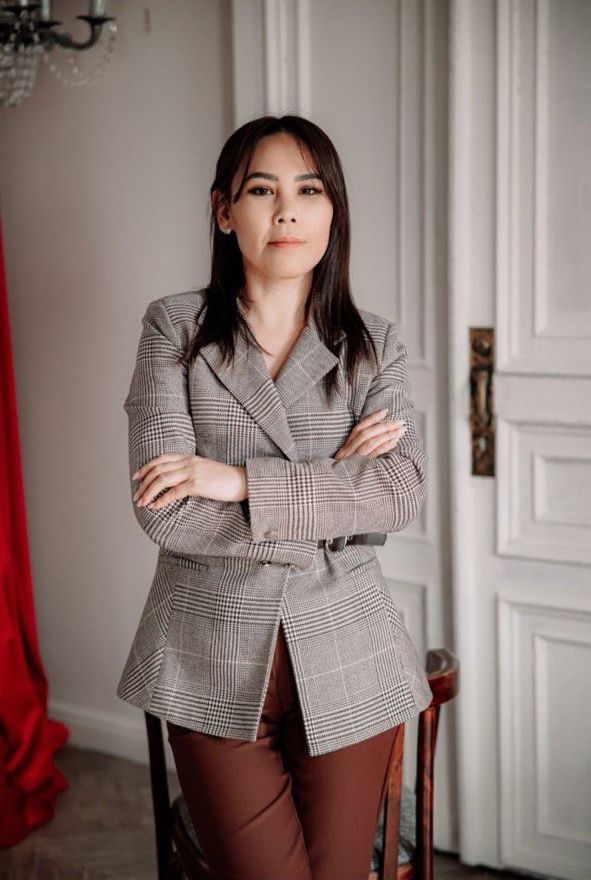 юрист Айман Гузайрова