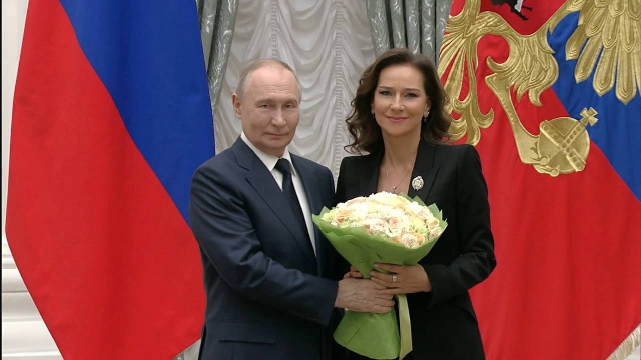 Елена Север 