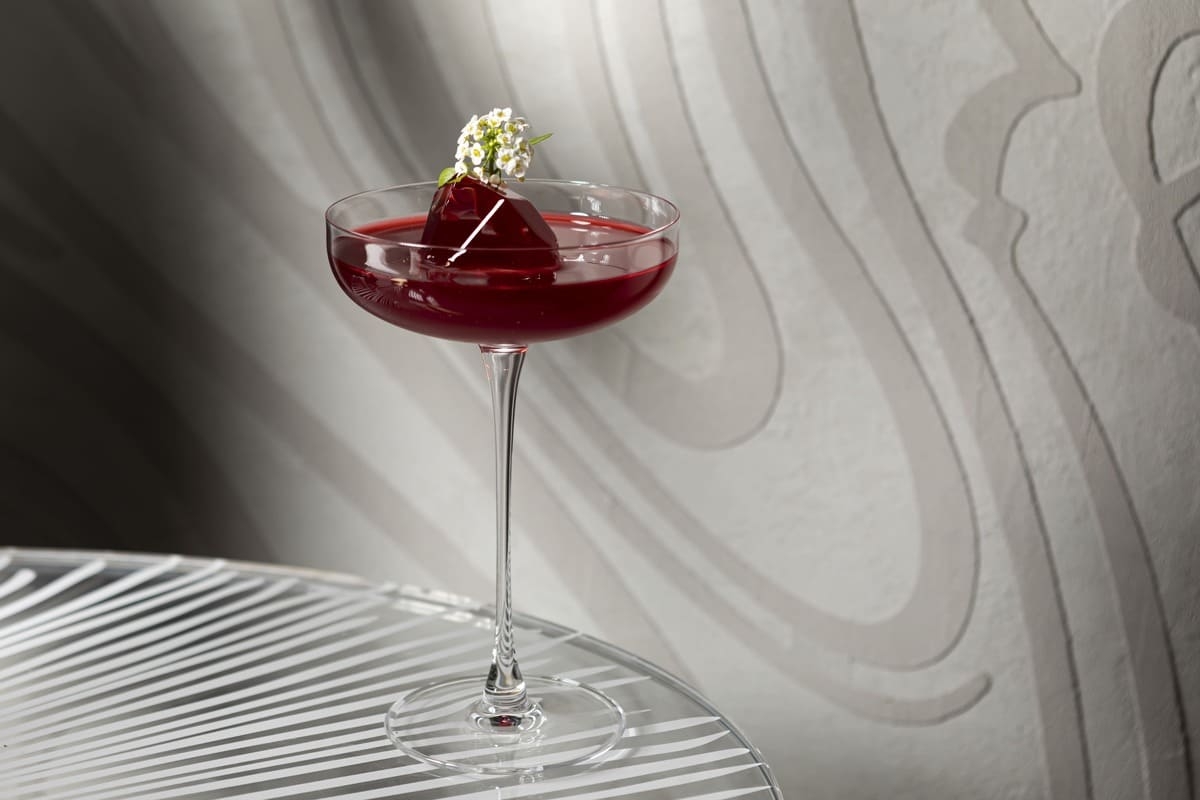 ToMi Negroni Bar приедет в коктейльный зал «Гостиная». Ярославль.