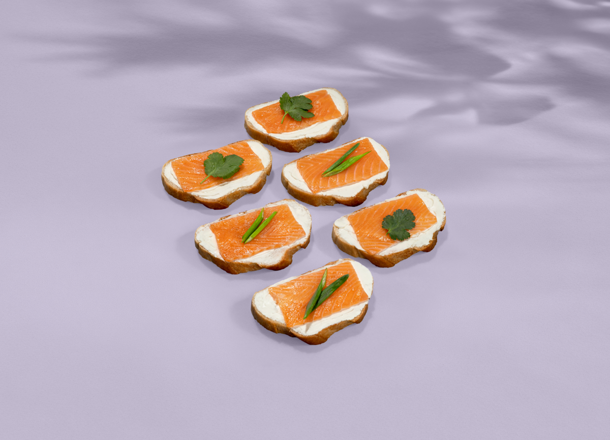 MYBOX запускает бутерброд-однодневку с лососем 