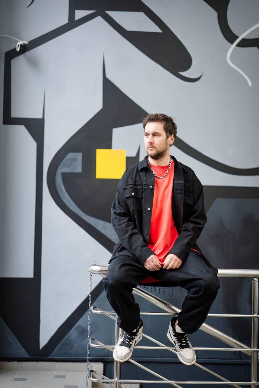 Евгений Чес 