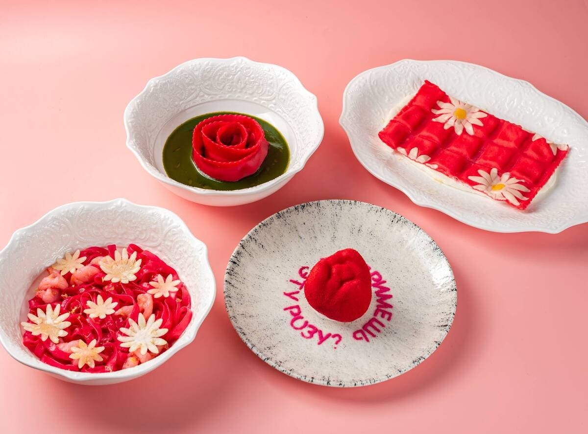 Pasta Queen запускает спешл «Ты примешь эту розу?»