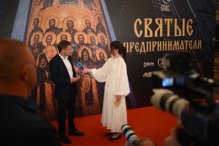 Фильм «Святые предприниматели»