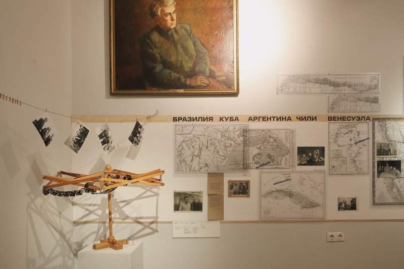 выставка Плохо причесанный господин.jpg