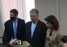 Экс-президент Украины Порошенко спел гимн Украины на заседании суда по делу о госизмене