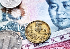 Финансист: юань поступательно занимает позиции резервной валюты