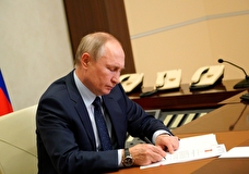 Путин подписал указ о вопросах международных перевозок грузов