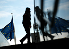 Politico: ЕС сместил акцент с введения новых санкций против РФ на соблюдение принятых