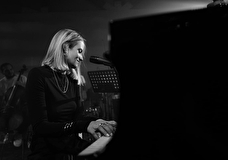 Композитор Майя Ву представила новый музыкальный жанр — «инди-пиано»