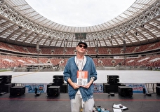 Группа «Звери» собрала «Лужники» и представила юбилейное издание книги о себе