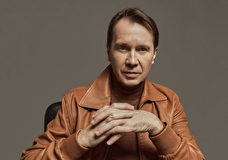 «Довольно часто фантазии постановщиков выходят за рамки государственного бюджета» — Евгений Миронов