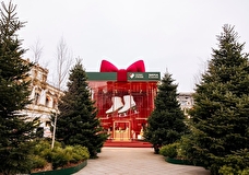 В Москве открылись гигантские арт-павильоны и зимние развлечения для всей семьи