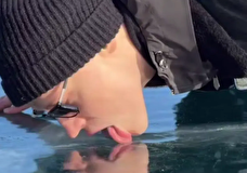 Скромное Обаяние Пацана: Видео с Шаманом должно отвлечь нас от чего-то более важного