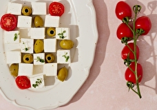 Тандыр у колеса обозрения, кукурузная каша с оливками и фисташковый пион в рожке: гастроновости недели