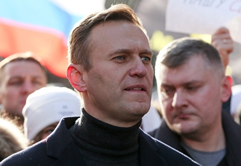 Врачи передумали транспортировать Алексея Навального в Германию