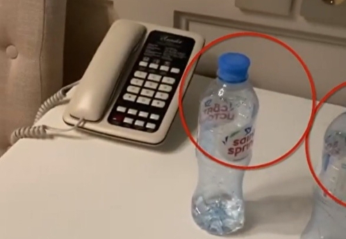 Пресс-служба Навального: следы «Новичка» обнаружили на бутылке из номера томской гостиницы