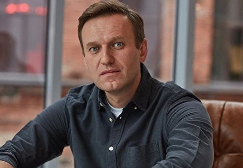 Алексей Навальный потребовал вернуть изъятую в больнице Омска одежду