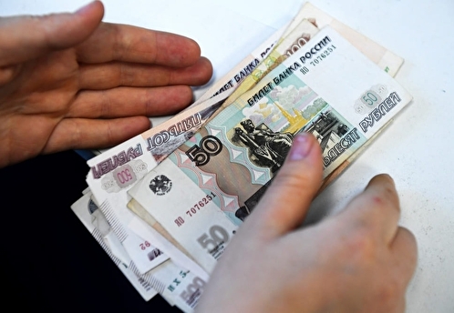Эксперты: накопленный объем наличных денег пока не грозит финансовой стабильности России