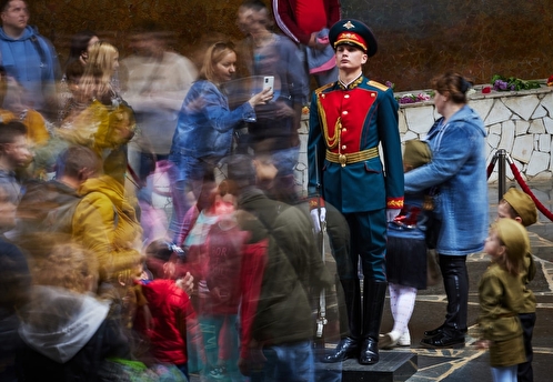 Большой фоторепортаж. Как отметили День Победы в России, Германии и Украине