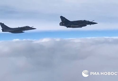 Российские Су-27 сопроводили над Черным морем французские истребители