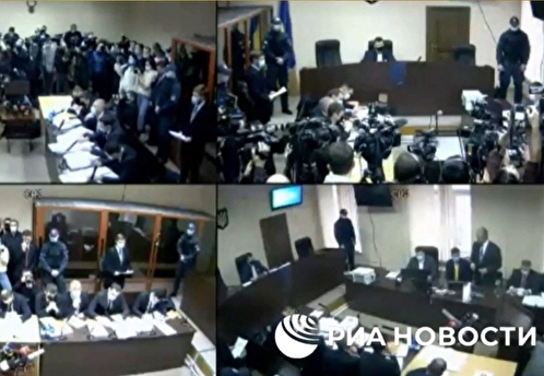 В заседании суда по делу Порошенко в Киеве объявили перерыв