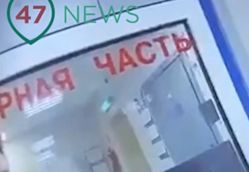 В Сети появилось видео конфликта в отделе полиции в Петербурге