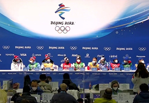 Сборная РФ по лыжным гонкам выиграла эстафету на Олимпиаде