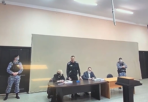  Во владимирской колонии началось рассмотрение дела Алексея Навального