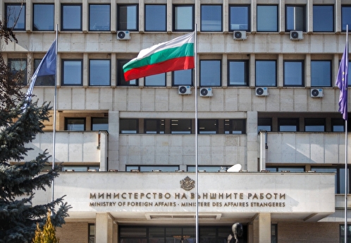 10 российских дипломатов объявлены персонами нон грата в Болгарии