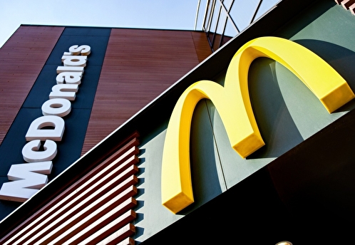 Власти Москвы поддержат возобновление работы McDonald's под новым брендом с привычным меню