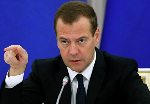 Резкая риторика в публикациях Медведева совершенно логична в условиях конфронтации с Западом