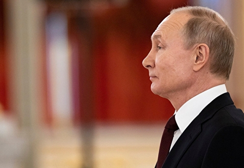 Путин: в современном мире страна может быть либо суверенной, либо колонией