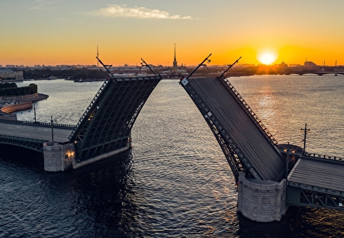 Дворцовый мост в Санкт-Петербурге разведут под симфонию Шостаковича