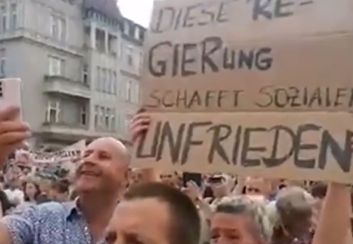 Канцлера Германии Шольца освистали во время выступления в Бранденбурге