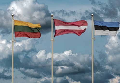Латвия требует от россиян осудить действия власти при въезде в страну