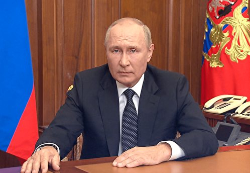Кремль опубликовал указы Путина о Херсонской и Запорожской областях