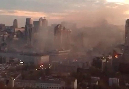 В центре Киева прогремело несколько взрывов