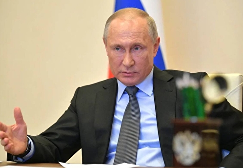 Путин: Минобороны старается наладить работу с обмундированием участников спецоперации