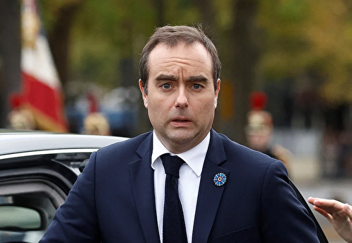 Министр обороны Франции Лекорню прибыл в Киев