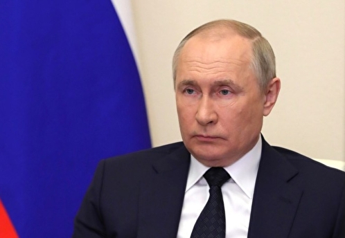 Путин раскритиковал работу по оформлению заказов на воздушные суда