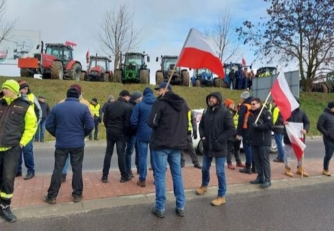 Польские фермеры устроили акцию против массовых поставок украинского зерна