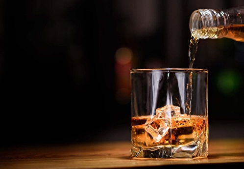 Алкогольные компании из России начали искать замену виски и джину