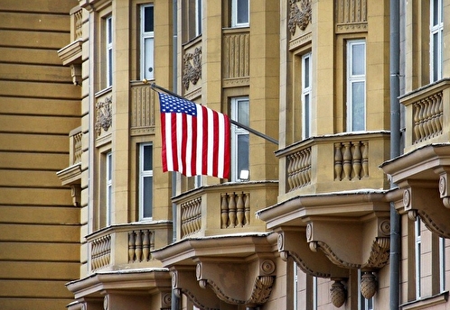 Посольство США в Москве вновь призвало американцев покинуть Россию