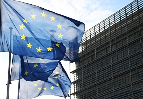 Politico: в ЕС не смогли согласовать десятый пакет санкций против РФ из-за каучука
