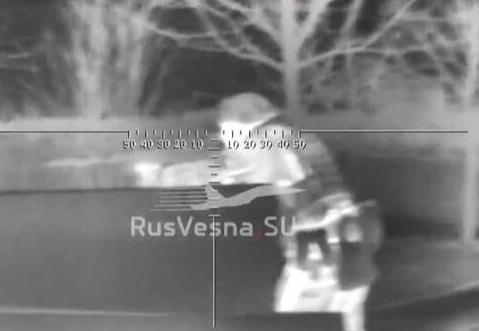 «РВ» опубликовала видео ночной охоты снайпера из «Отважных» на боевиков ВСУ под Кременной