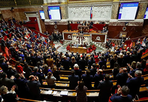 Сенат Франции проголосовал за повышение пенсионного возраста с 62 до 64 лет