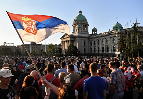 Песков: РФ высоко ценит позицию Сербии, оказавшейся под давлением Запада
